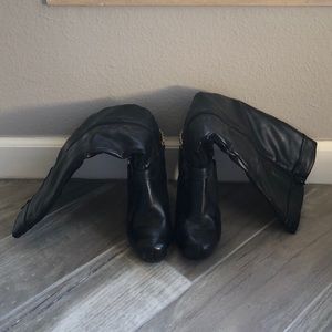 Madeline Black Boots